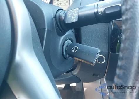 2013 Mazda Mazda2 Touring из США, поврежденный, VIN JM1DE1LYXD0157874